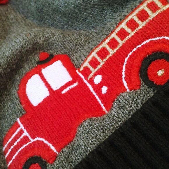 NWT 2016 Gymboree Knit Beanie Cap Unisex Boy 12-24mos Firetruck PomPom Cotton - Picture 6 of 13